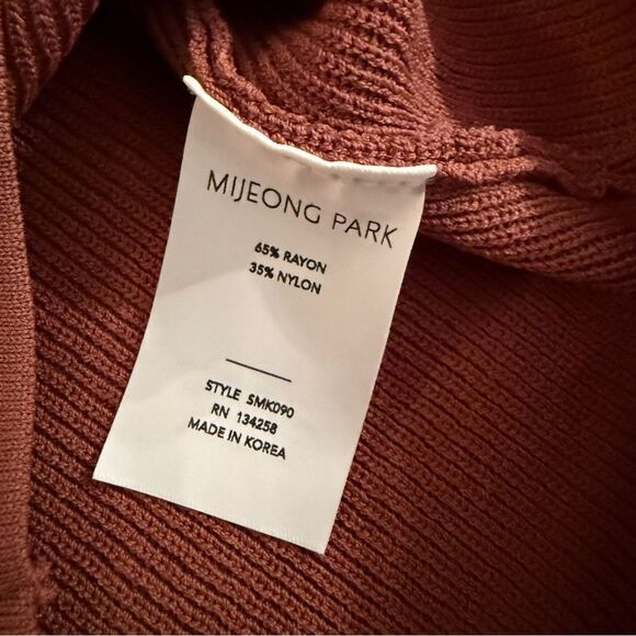 Mijeong Park One Shoulder Tank - Picture 3 of 6